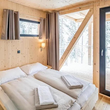 Four Bedroom Holiday In Pichl シュラートミンク